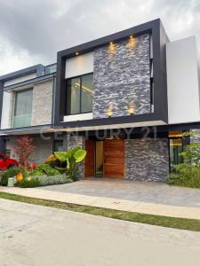 Av. Federalistas 1760 - 159, Coto C,, Zapopan, Jalisco 45132, Mexico