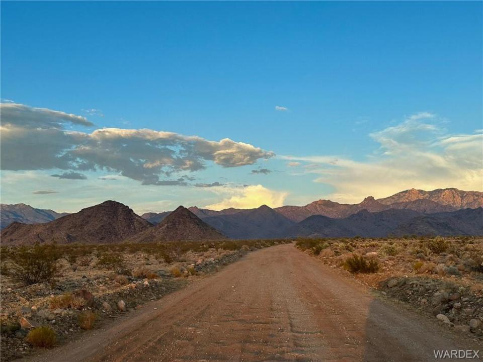 TBD, Yucca, Arizona 86438, Estados Unidos