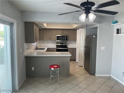 804 Yvonne Avenue N, Lehigh Acres, פלורידה 33971, ארצות הברית של אמריקה