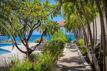 Rainbow Beach Club 2 Bedroom Oceanfront Apartment For Rent, Cupecoy, Sint Maarten