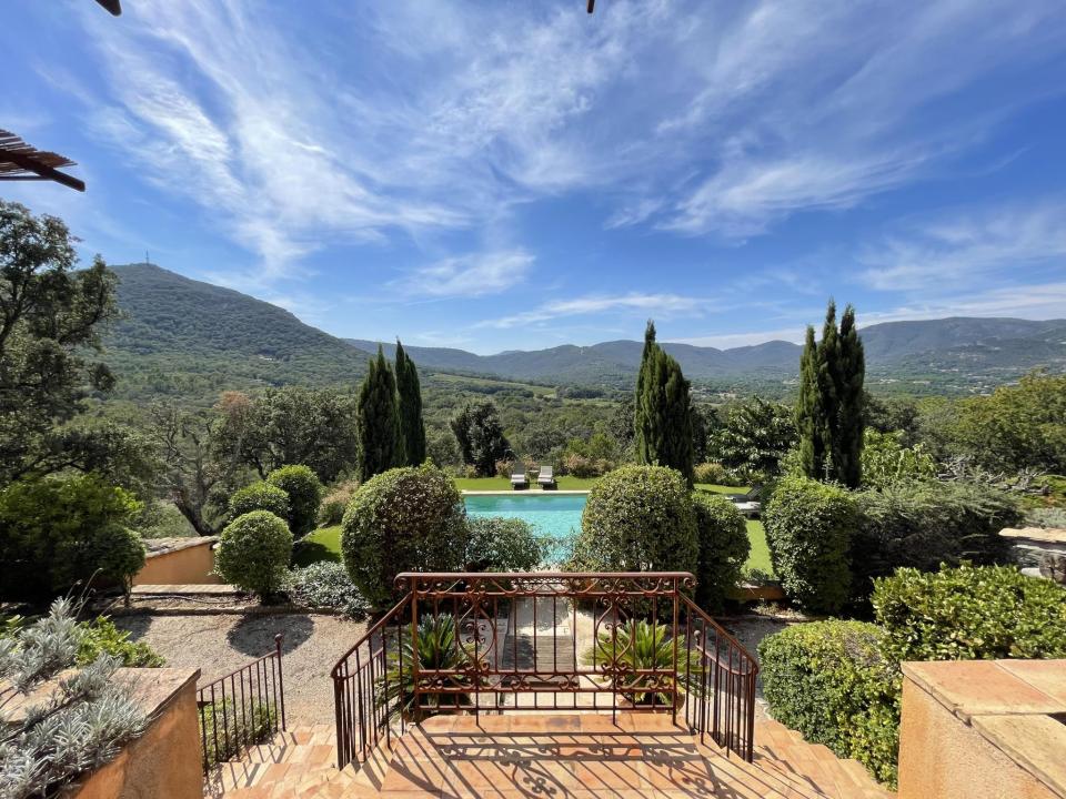 Le Plan De La Tour, Provence-Alpes-Côte D'Azur 83120, アキタン