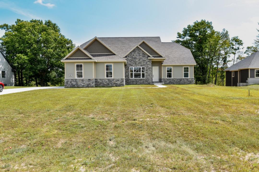 11290 Killarney Dr., Stanwood, Michigan 49346, USA