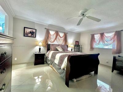 4191 NW 41st ST 214, Lauderdale Lakes, Florida 33319