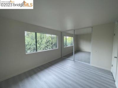 1093 Del Rio Cir, Concord, California 94518, USA