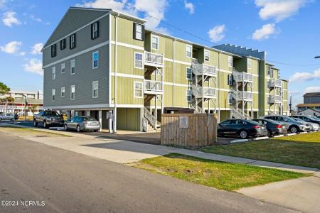 200 Lake Park Boulevard S , C5, Carolina Beach, Caroline Du Nord 28428, États-Unis