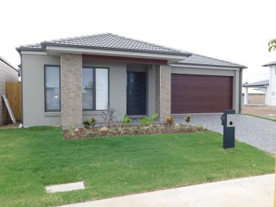 17 Comanche Street, Newport, QLD 4020, Australia