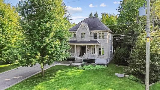 16820  Rue du Saphir, Mirabel, Quebec J7N 0G4, Canadá