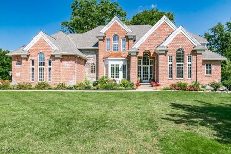 7949 Augusta Lane, Concord, Ohio 44077, USA