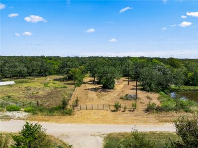 789 Quail Hollow Drive, Caldwell, Texas 77836