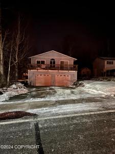17615 Meadow Creek Drive, Eagle River, Alaska 99577, Estados Unidos