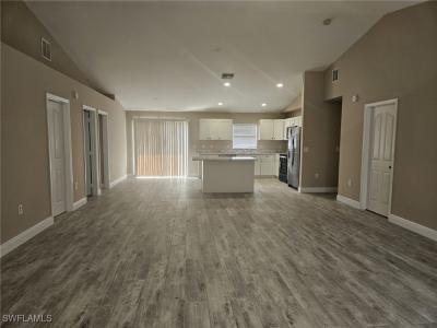 3313 11th Street SW, Lehigh Acres, 佛罗里达州 33976, 美国