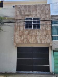 COLINAS DE LA CRUZ 676,, Ixtapaluca, メヒコ州 56536, メキシコ