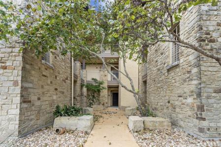 6712 Lantern View DR 302, Jonestown, Texas 78645, USA