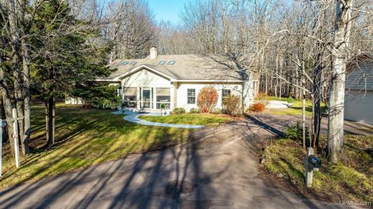 29876 Rabbit Bay, Lake Linden, Michigan 49945, HOA KỲ
