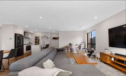 33 Appalachian Street, Truganina, VIC 3029, Australia