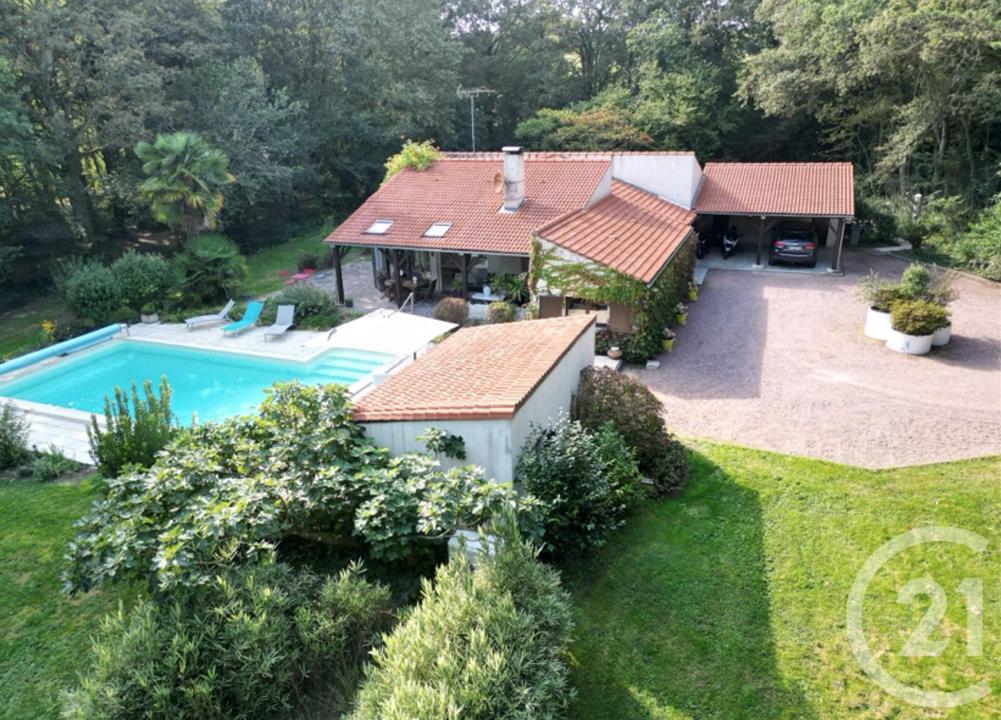 Venansault, Pays De La Loire 85190, France