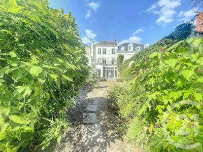 Reims, Champagne-Ardenne 51100, France