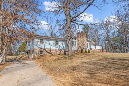 600 Margaret Circle, McMinnville, Tennessee 37110, USA