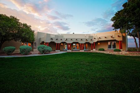 32 Calabaza Draw Lane, Carlsbad, NM 88220, USA