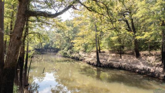 000 S Alley Big Cypress River, Jefferson, Texas 75657, USA