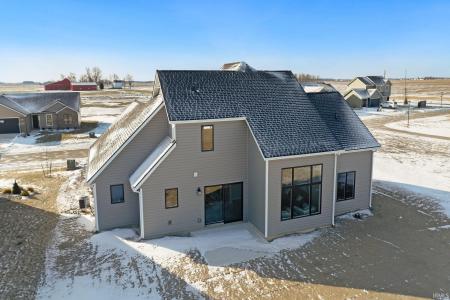 22215 Travertine Run, Woodburn, Indiana 46797