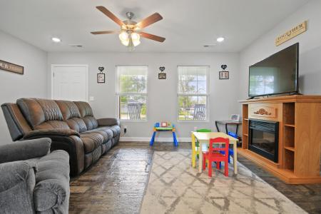 200 ALCO ST, CENTRALIA, Missouri 65240, Estados Unidos