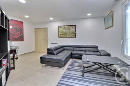 Paris, Île-de-France 75010, France