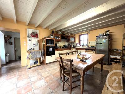 Le Genest St Isle, Pays De La Loire 53940, France