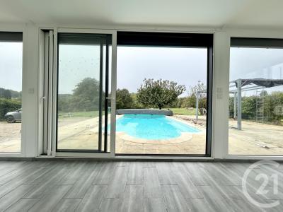 St Hilaire Les Places, Limousin 87800, Pháp