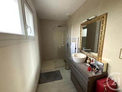 Laval, Pays de la Loire 53000, France