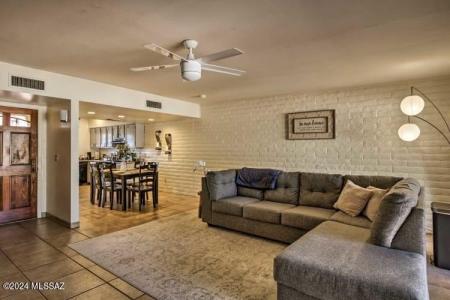 7873 E Lester Street, Tucson, Arizona 85715, Estados Unidos