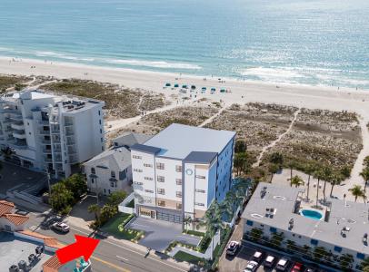 10126 Gulf Blvd PH2, Treasure Island, Floride 33706, États-Unis