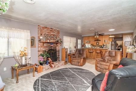 18016 Mauna Loa Street, Hesperia, California 92345