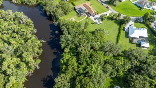 1641 Mallard Court, Fort Pierce, Florida 34982