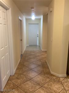 488 Bell Boulevard S, Lehigh Acres, 佛罗里达州 33974, 美国