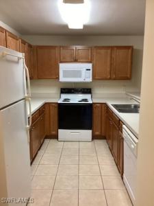 488 Bell Boulevard S, Lehigh Acres, 佛罗里达州 33974, 美国