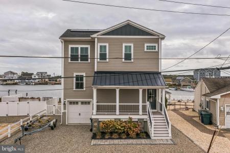 134 E Navasink Dr, TUCKERTON, NJ 08087, USA