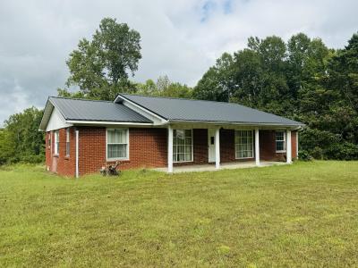 288 Jones Drive, Russell Springs, Kentucky 42642, USA