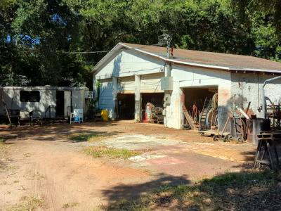 100 Massachusetts Ave., Pensacola, Florida 32505, USA