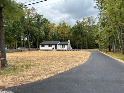 86 Bernard St, Branchburg Twp., New Jersey 08876, États-Unis