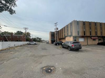 21600 Greenfield Road, Oak Park, Michigan 48237, Estados Unidos