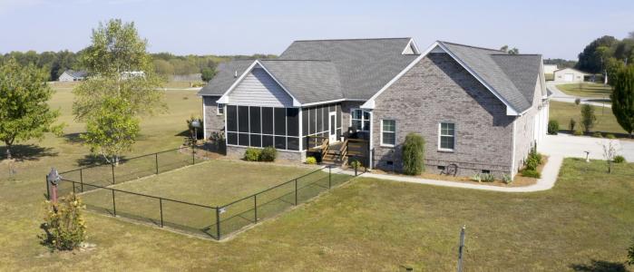 713 Clarence Finney Road, Hillsboro, Tennessee 37342, USA