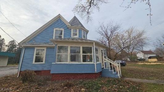 324 W Main Road, Conneaut, Ohio 44030, États-Unis