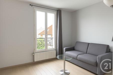 Suresnes, Île-de-France 92150, France