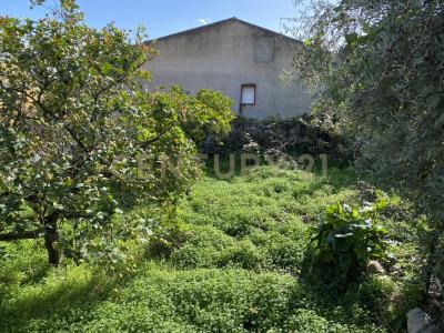 Motta Sant'Anastasia, Sicilia 95040, Italia