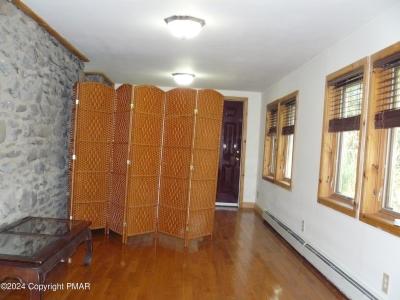 3128 Old Canadensis Hill Road, Cresco, Pennsylvania 18326, USA