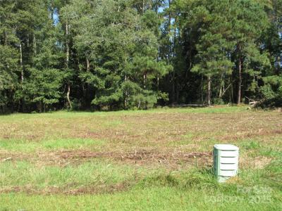 12540 Gibson Road, Laurinburg, North Carolina 28352, USA