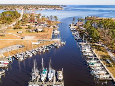113 Pecan Grove Marina, Oriental, شمال كارولينا 28571, الولايات المتحدة