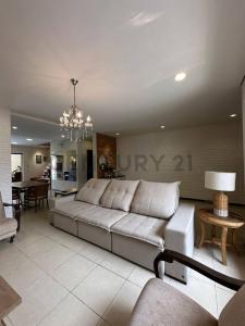 Espinoza casi Lombardo , Loma Pytá, Asunción 0000, Paraguay