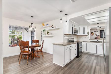 22751 Running Rabbit Court, Canyon Lake, California 92587, Stati Uniti